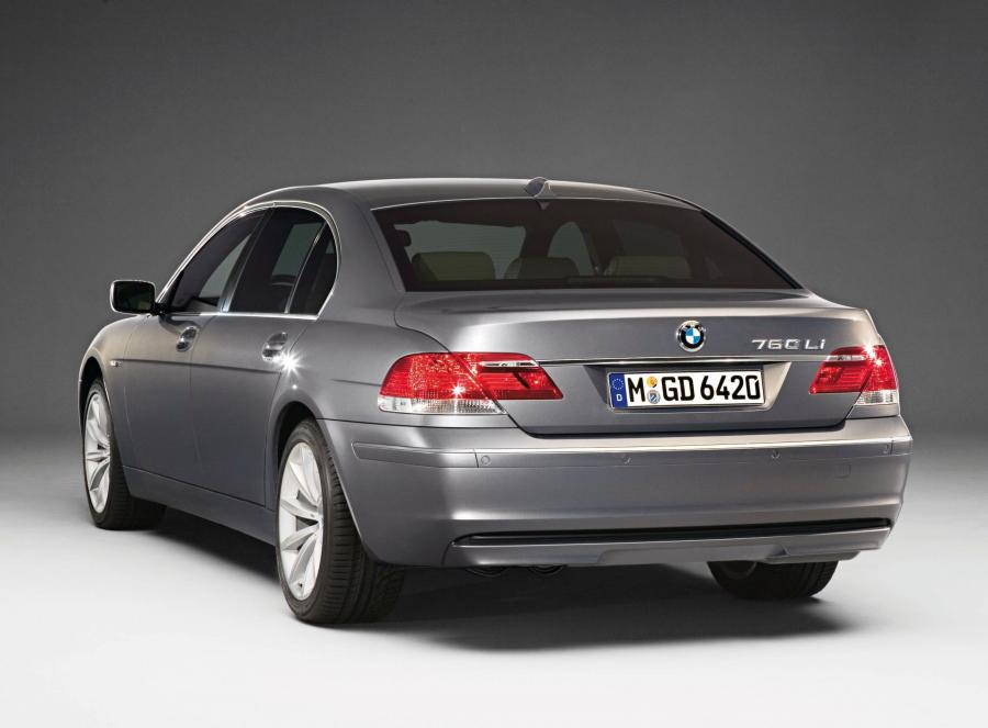  BMW 7-Series 2006 года  (фото 43 из 53)